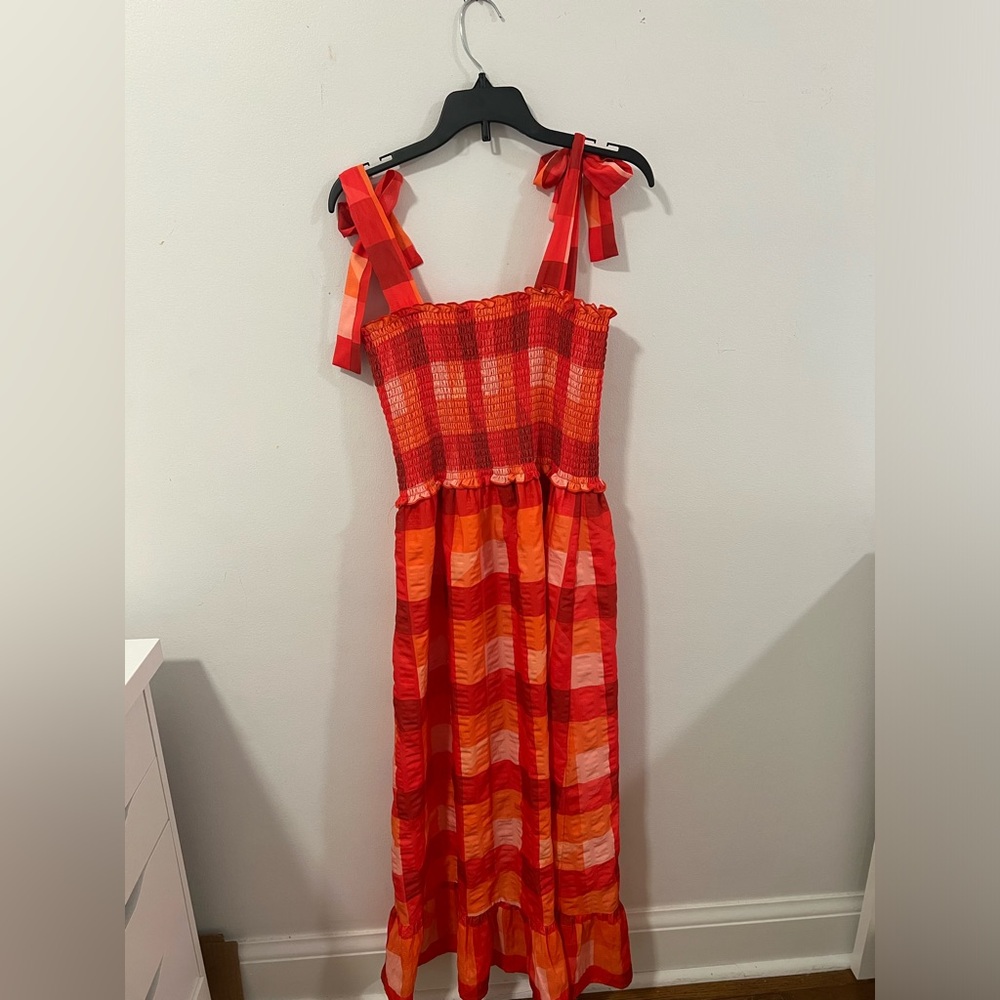 LIKE NEW THML MIDI DRESS